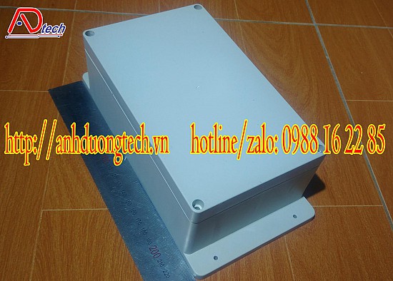 Mã SP: 200B - Hộp nhựa ABS có tai, chống nước, kích thước: 200*120*75