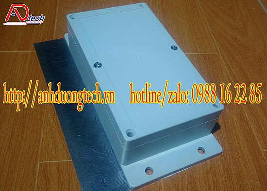 Mã SP: F7 - Hộp nhựa có tai, chống nước, kích thước: 158*90*46